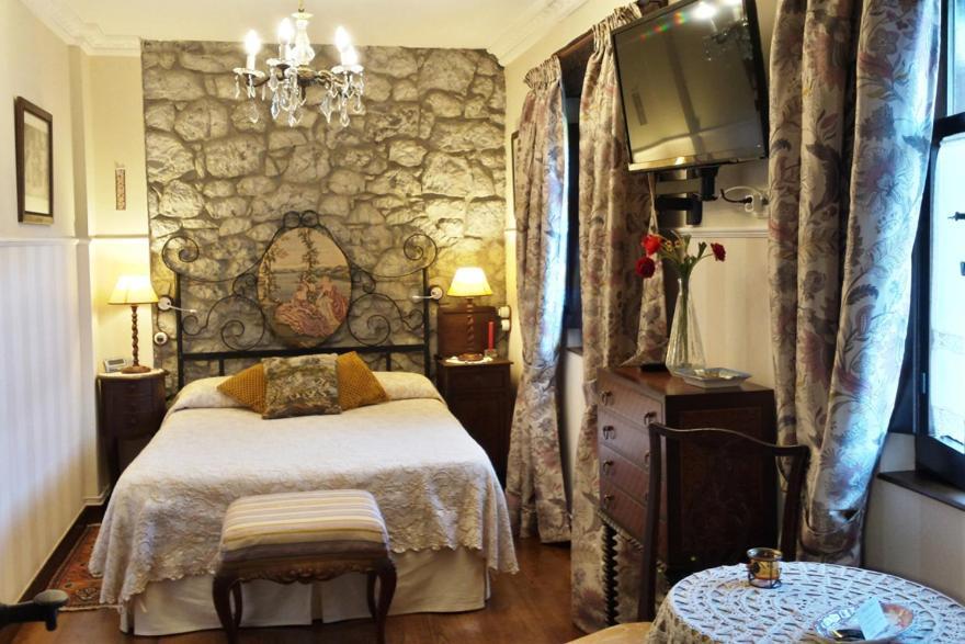 Posada De Педренья Экстерьер фото