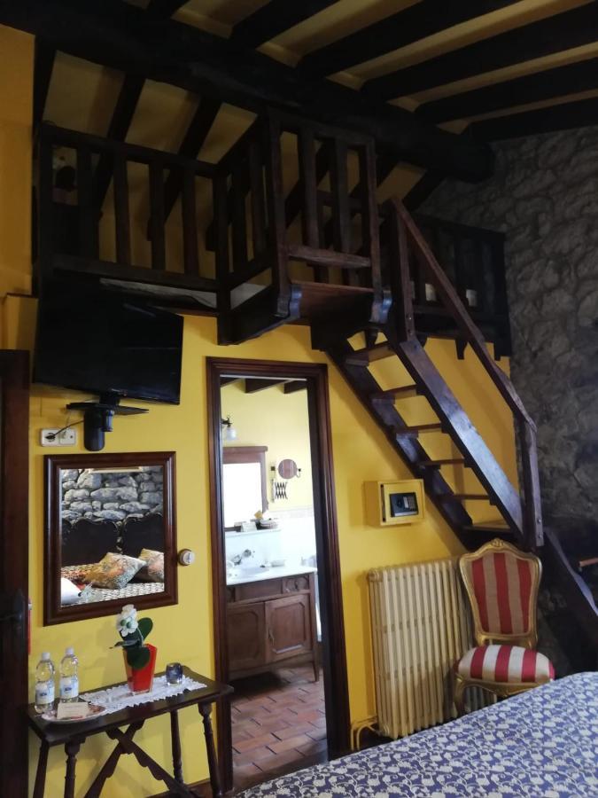Posada De Педренья Экстерьер фото